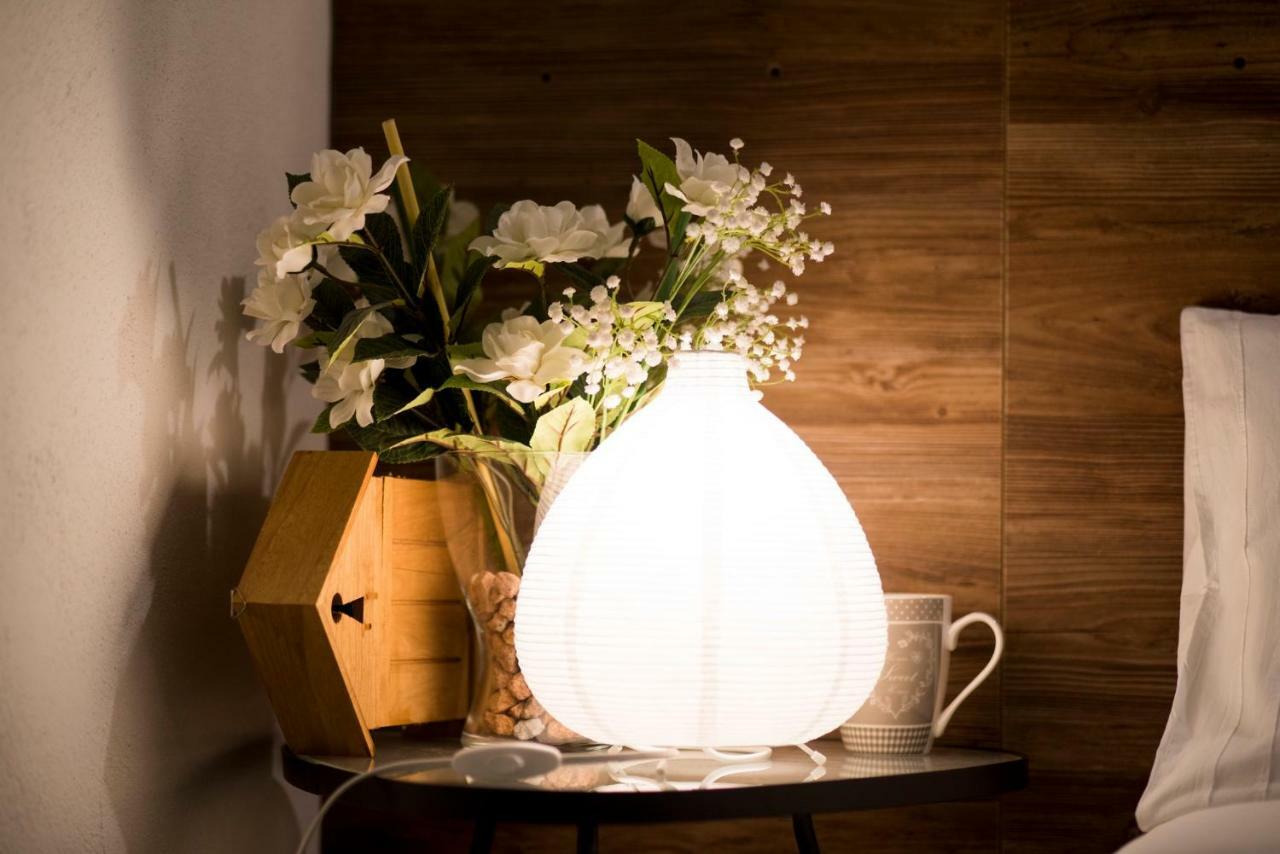 Bed & Breakfast Le Due G Varese Exterior photo